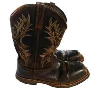 Ariat Men's Workhog Boots leather composite toe Waterproof size 11 Used
